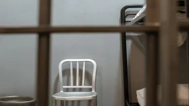 How Long Will a Bench Warrant Keep Me in Jail?